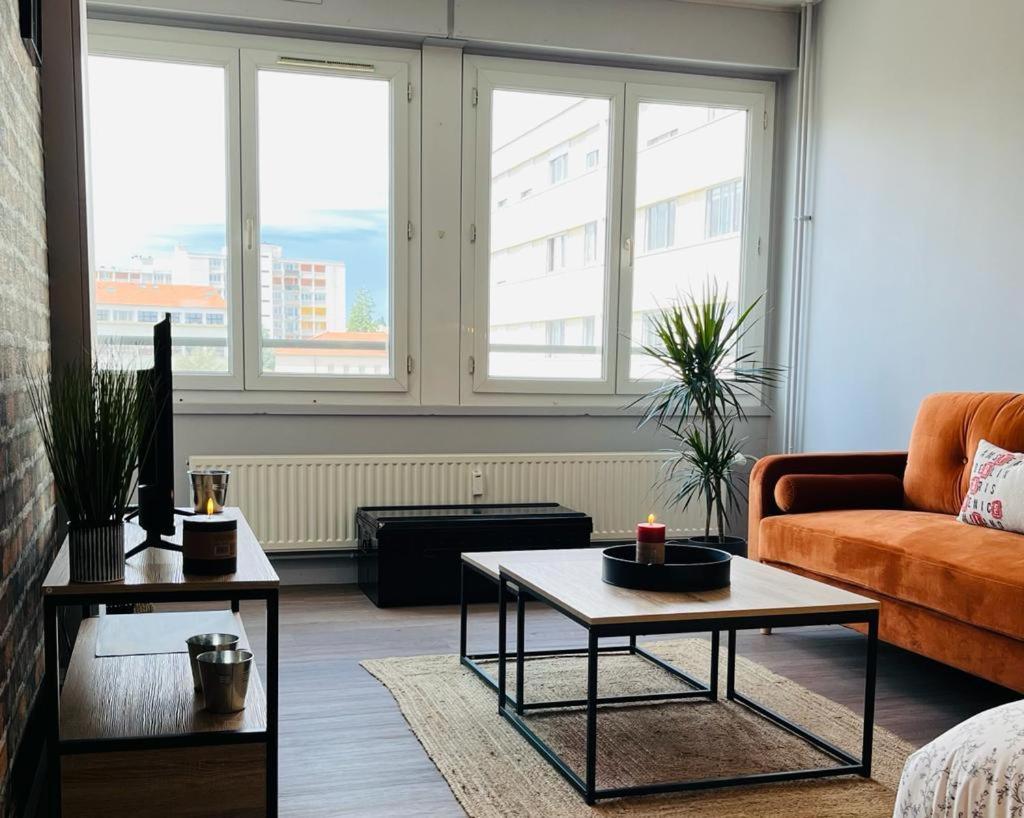 Espace 500 - Cosy, Wifi & Vue Sur La Ville Saint-Etienne  Exterior photo